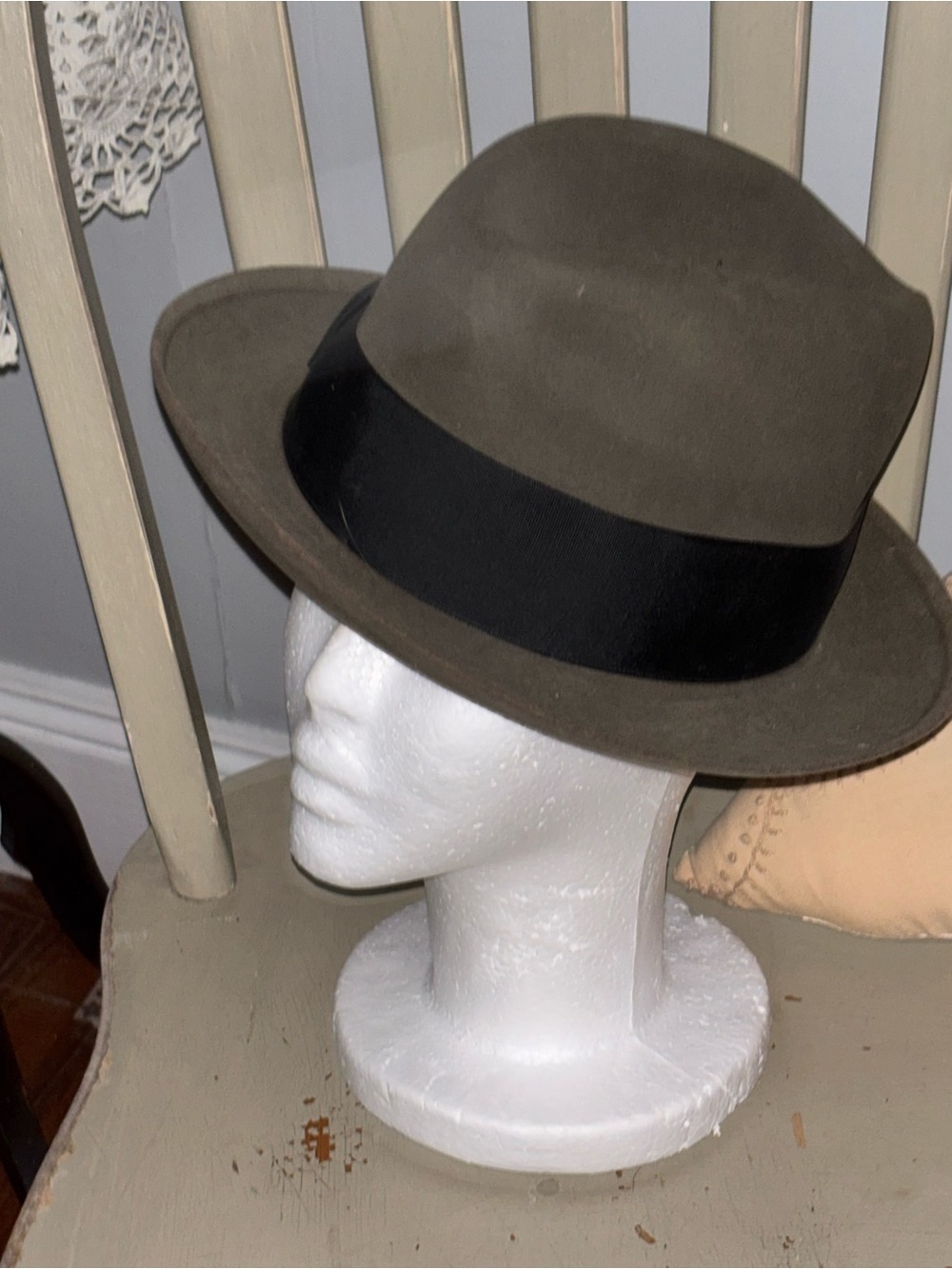 Churchill. Womble Men's Olive Felt Fedora with Black Band